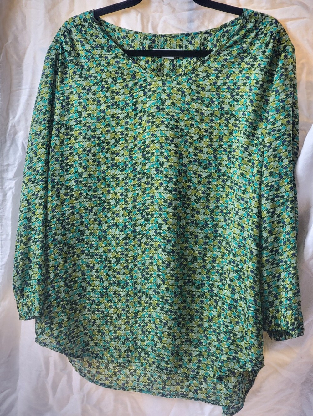LIZ CLAIRBORNE Green Patterned Women's Blouse - Brand: